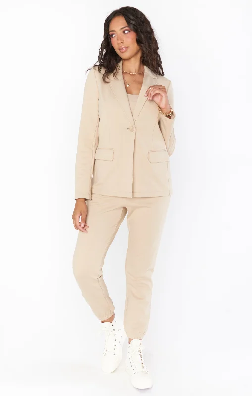 Lazy Chic Blazer ~ Tan Knit