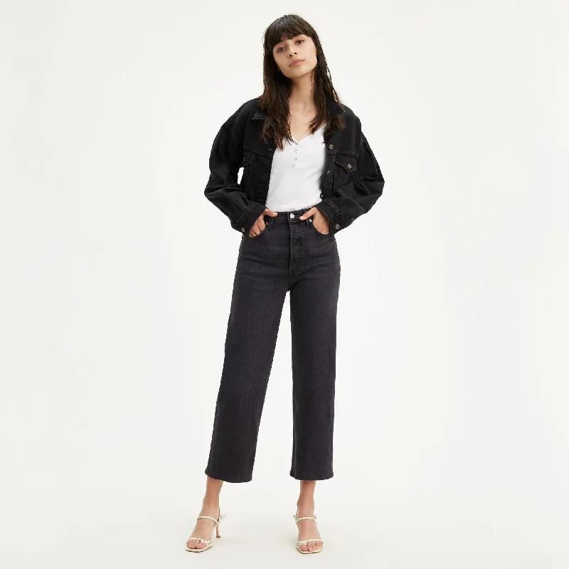 Ribcage Straight Ankle Jeans (Feelin' Cagey Black)