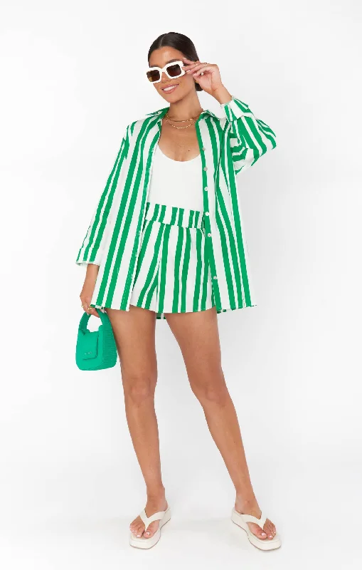 Russell Shorts ~ Center Court Stripe