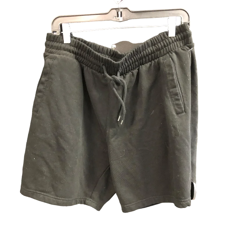 Shorts By H&m In Black, Size: L