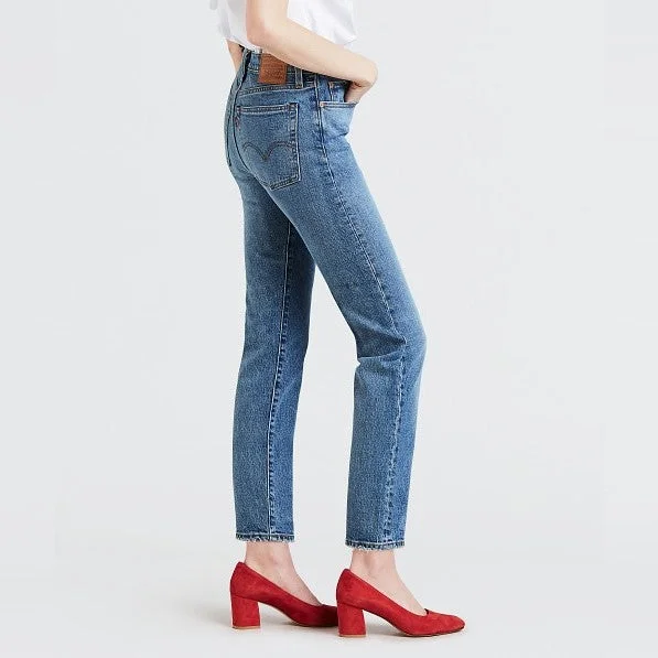 Wedgie Icon Fit Jeans (Salsa These Dreams)