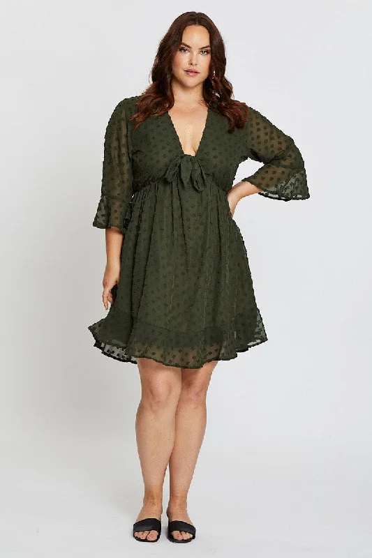 Green 3/4 Sleeve Flock Spot Tie Dress