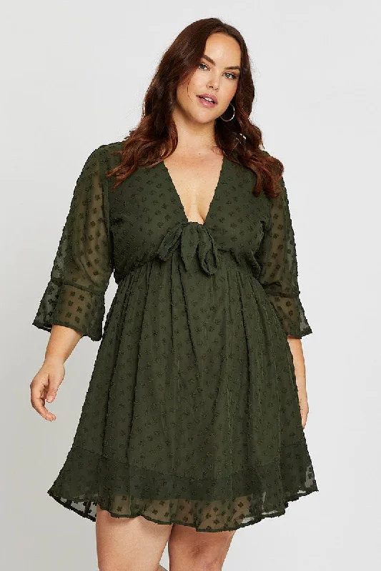 Green 3/4 Sleeve Flock Spot Tie Dress