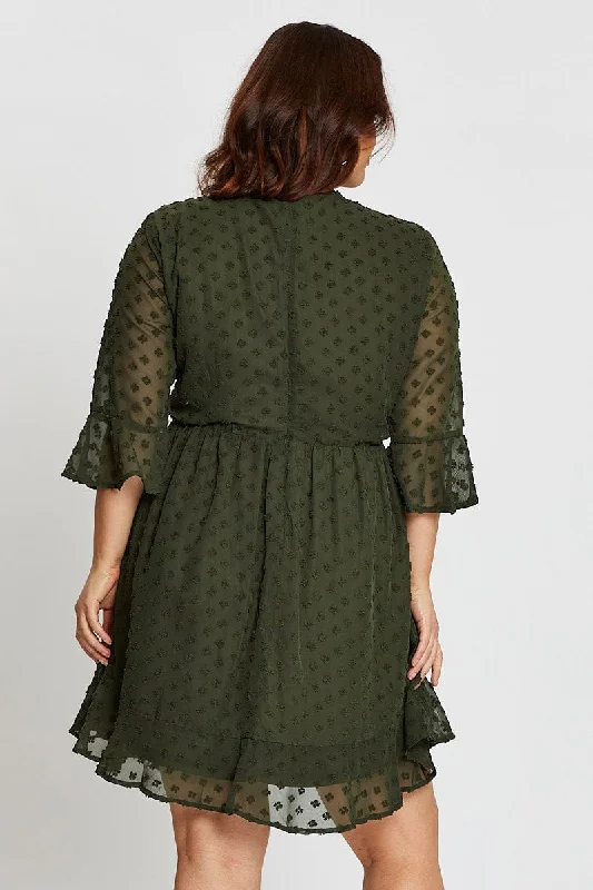 Green 3/4 Sleeve Flock Spot Tie Dress