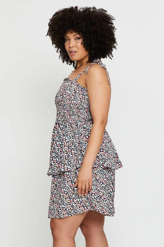 Ditsy Print Plus Sleeveless Shirred Tiered Skater Dress