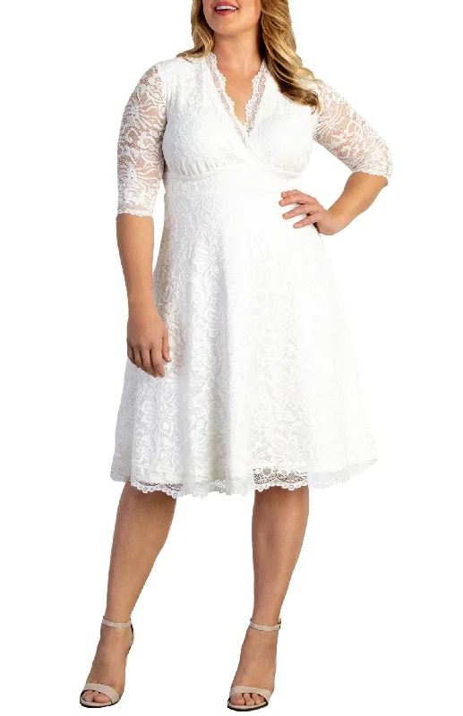 Bella Lace Dress - Plus