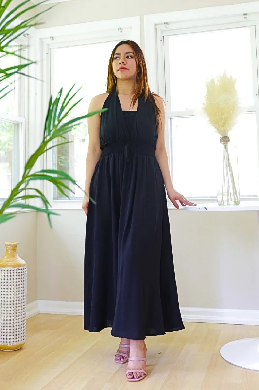 Petite Halter Neck Fit & Flare Maxi Dress (Black)