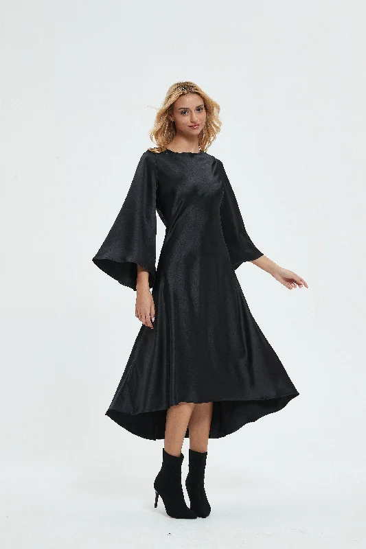 SILKY FIT AND FLARE DRESS - BLACK