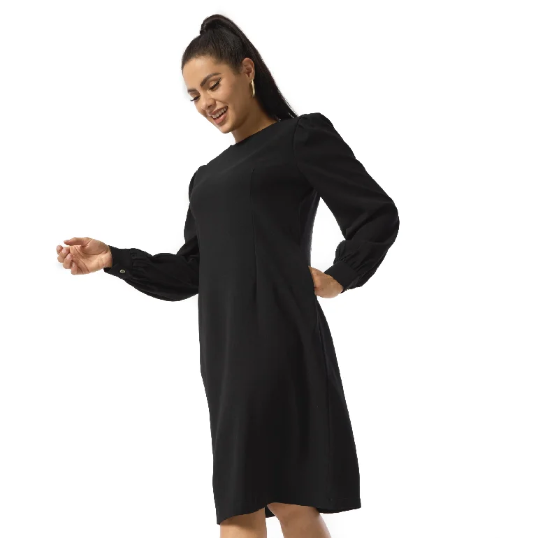 THE PERFECT BLACK SHIFT DRESS byMM